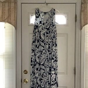 Talbots long sleeveless maxi dress